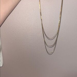 Elegant Gold Layered Necklace